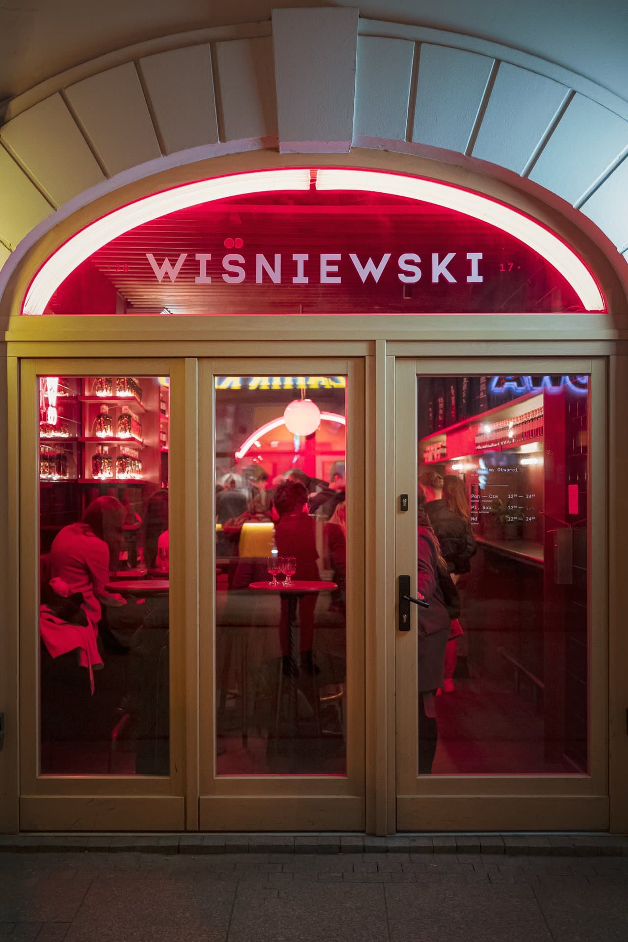 Fotografia wnętrz i hal, Marcin Szabunia, Poznań